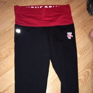 Wisconsin Badgers Yoga Pant / Leggings